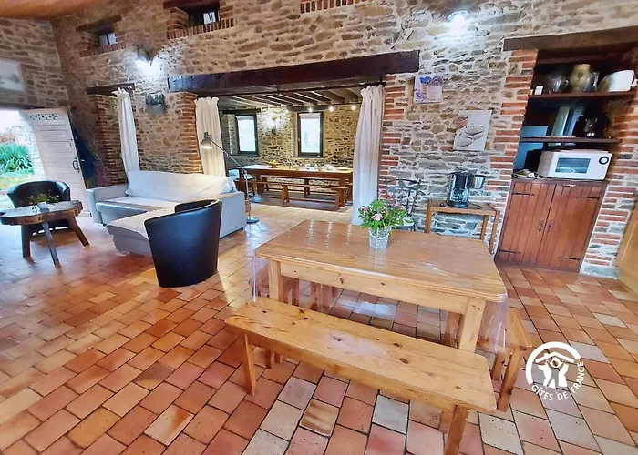 Dom wakacyjny La Herriere *